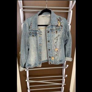 Flower embroidered jean jacket